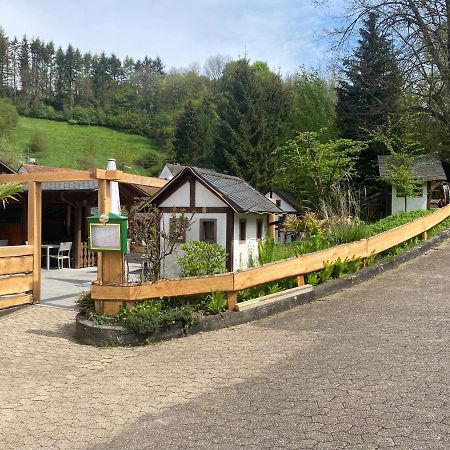 Hotel-Restaurant Theis-Muehle Biersdorf 外观 照片