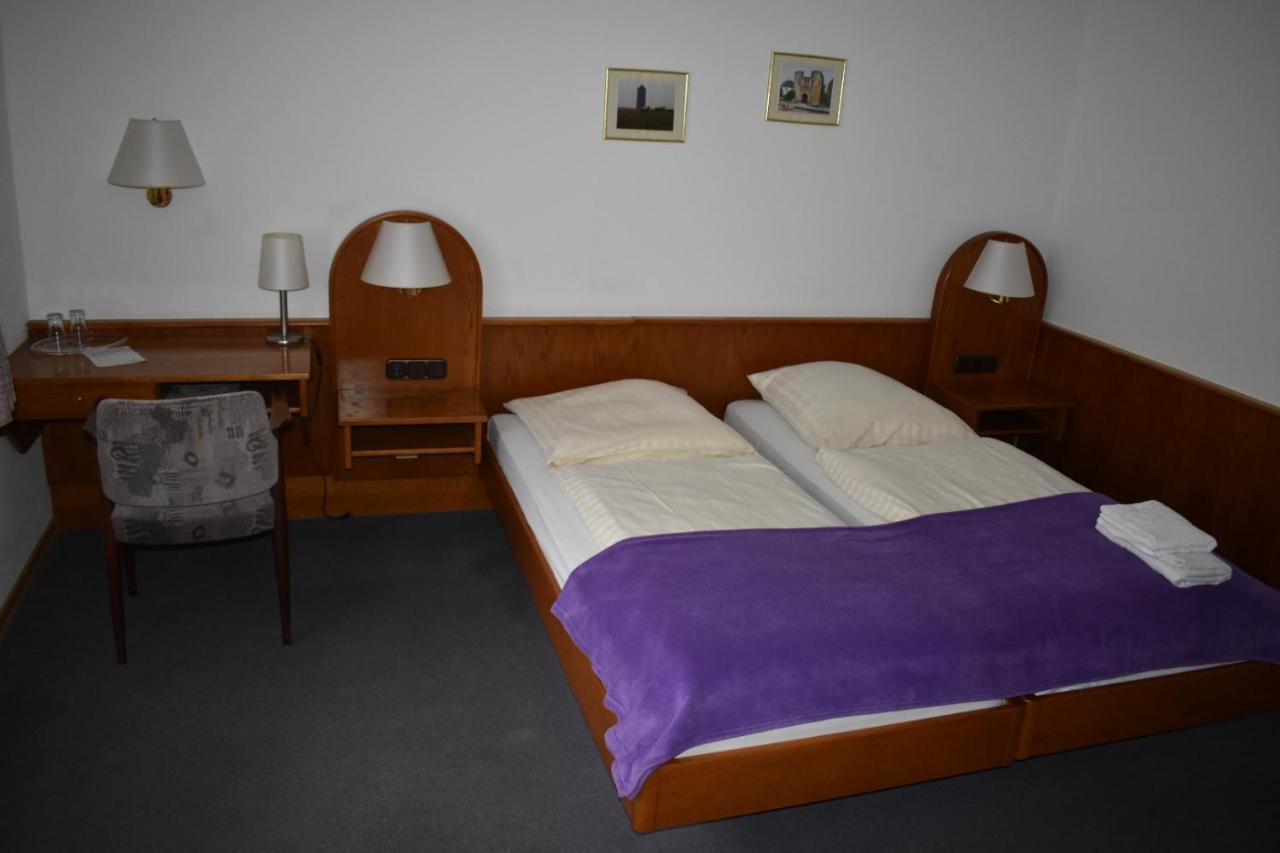 Hotel-Restaurant Theis-Muehle Biersdorf 外观 照片