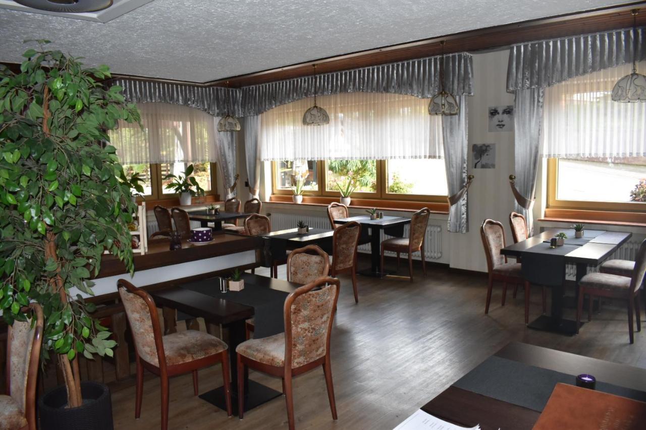 Hotel-Restaurant Theis-Muehle Biersdorf 外观 照片